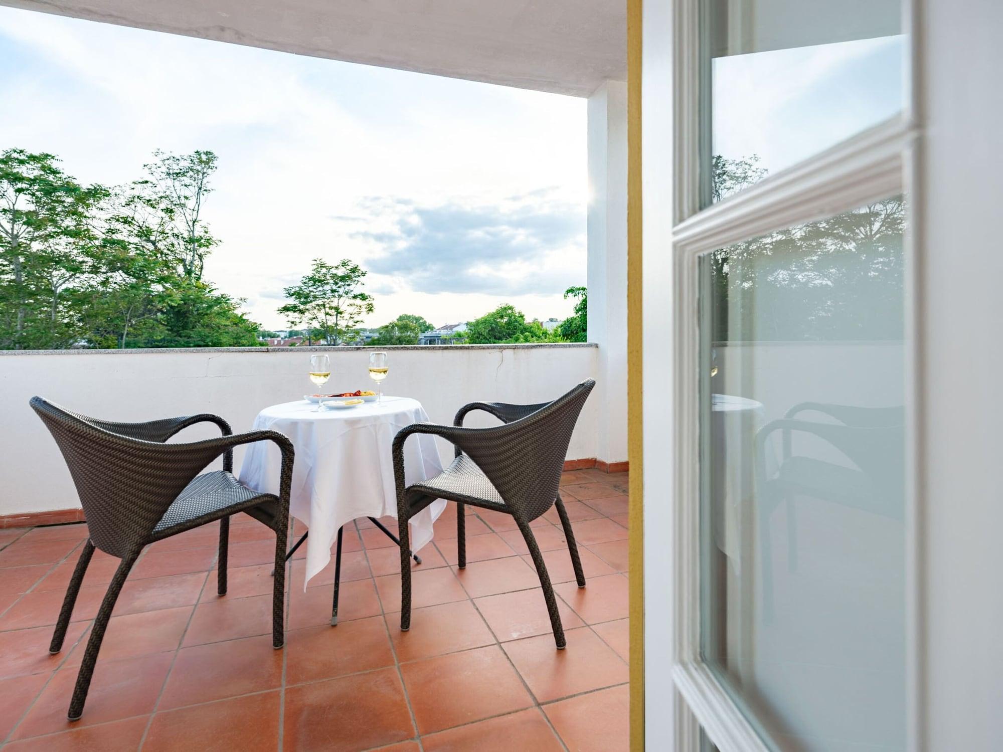 Adc - Albergaria Do Calvario - By Unlock Hotels ايفورا المظهر الخارجي الصورة