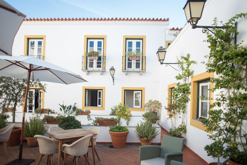 Adc - Albergaria Do Calvario - By Unlock Hotels ايفورا المظهر الخارجي الصورة