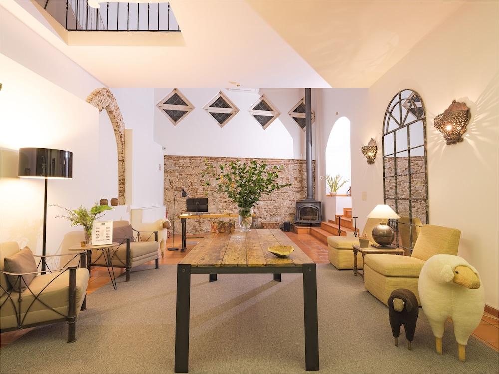 Adc - Albergaria Do Calvario - By Unlock Hotels ايفورا المظهر الخارجي الصورة